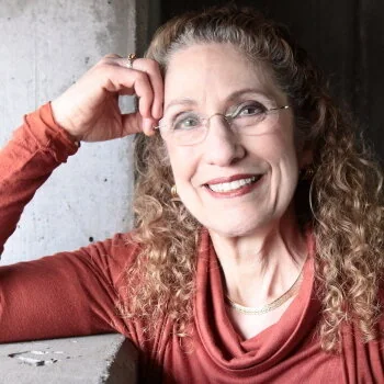 Portrait of Leah Frey-Rabine
